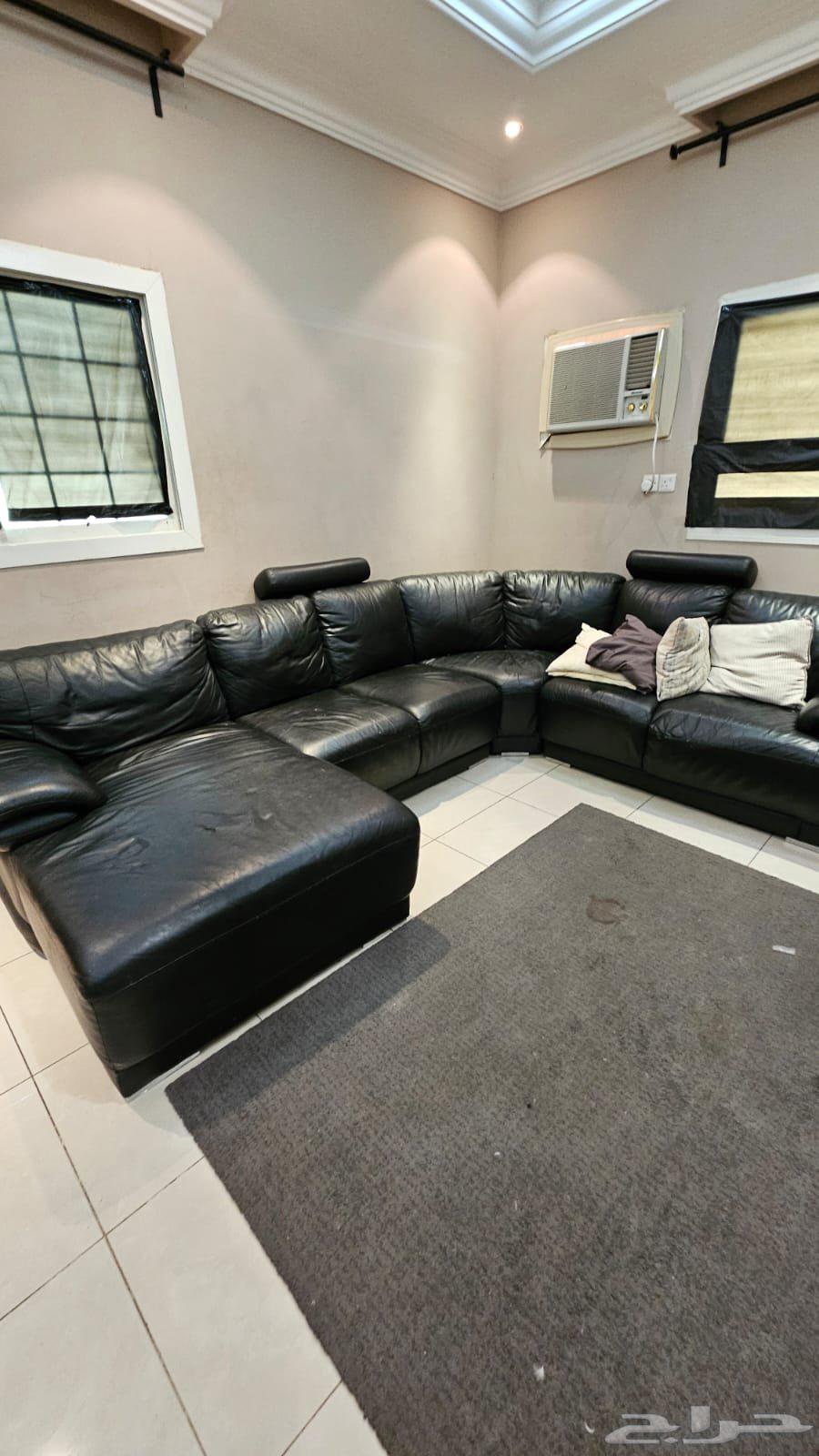 اغراض غرفة نوم بحالة جيدة (للبيع)64394179078659114