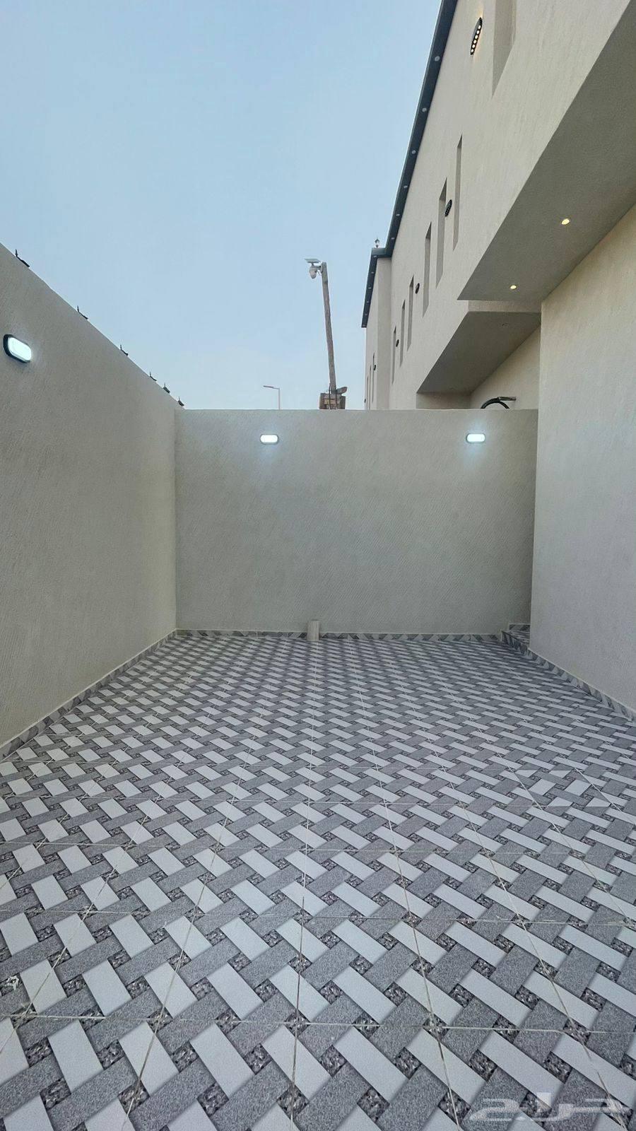 عمارة دور للبيع حمراء الأسد مخطط ( ج)63614084293761112