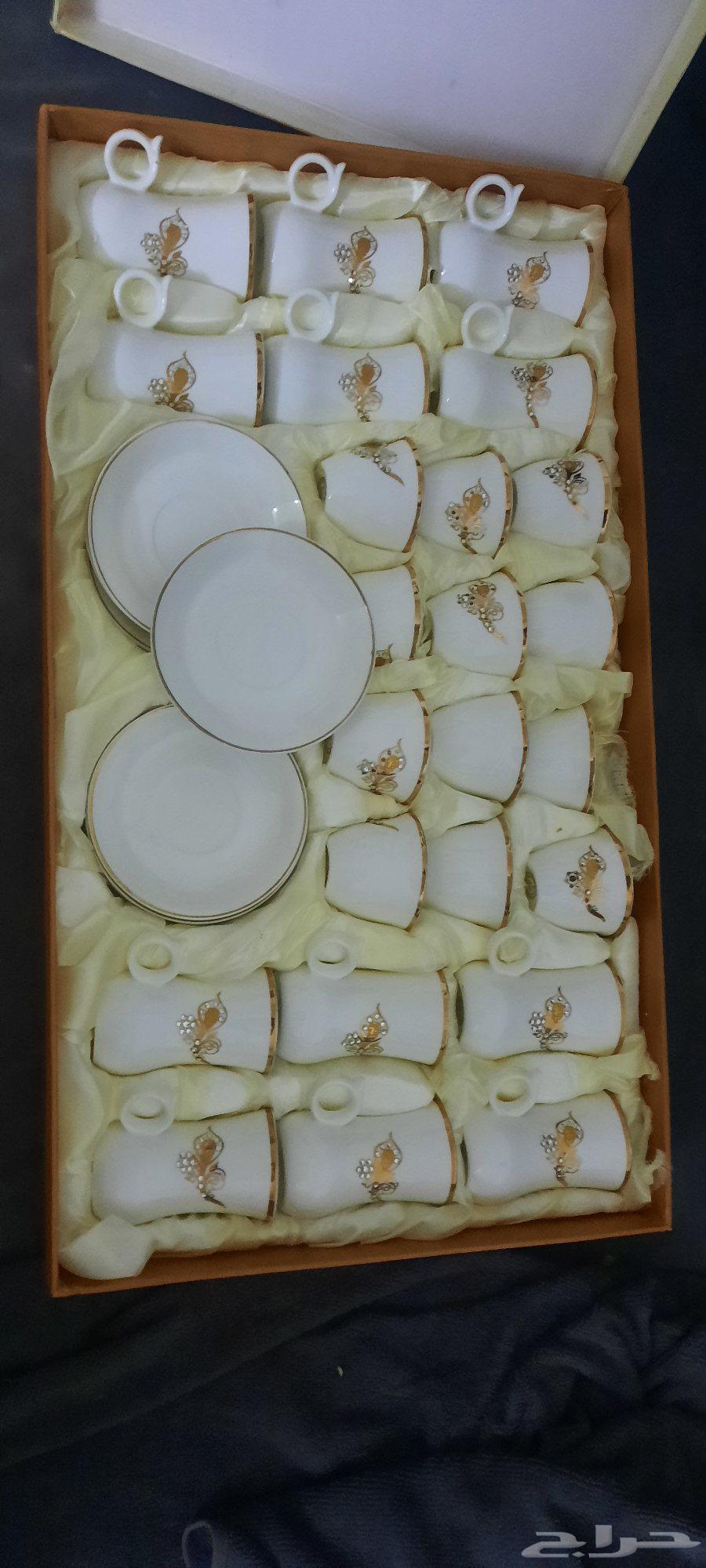 طقم فناجيل جديد ب100 ريال فقط لا غير64396533951361110