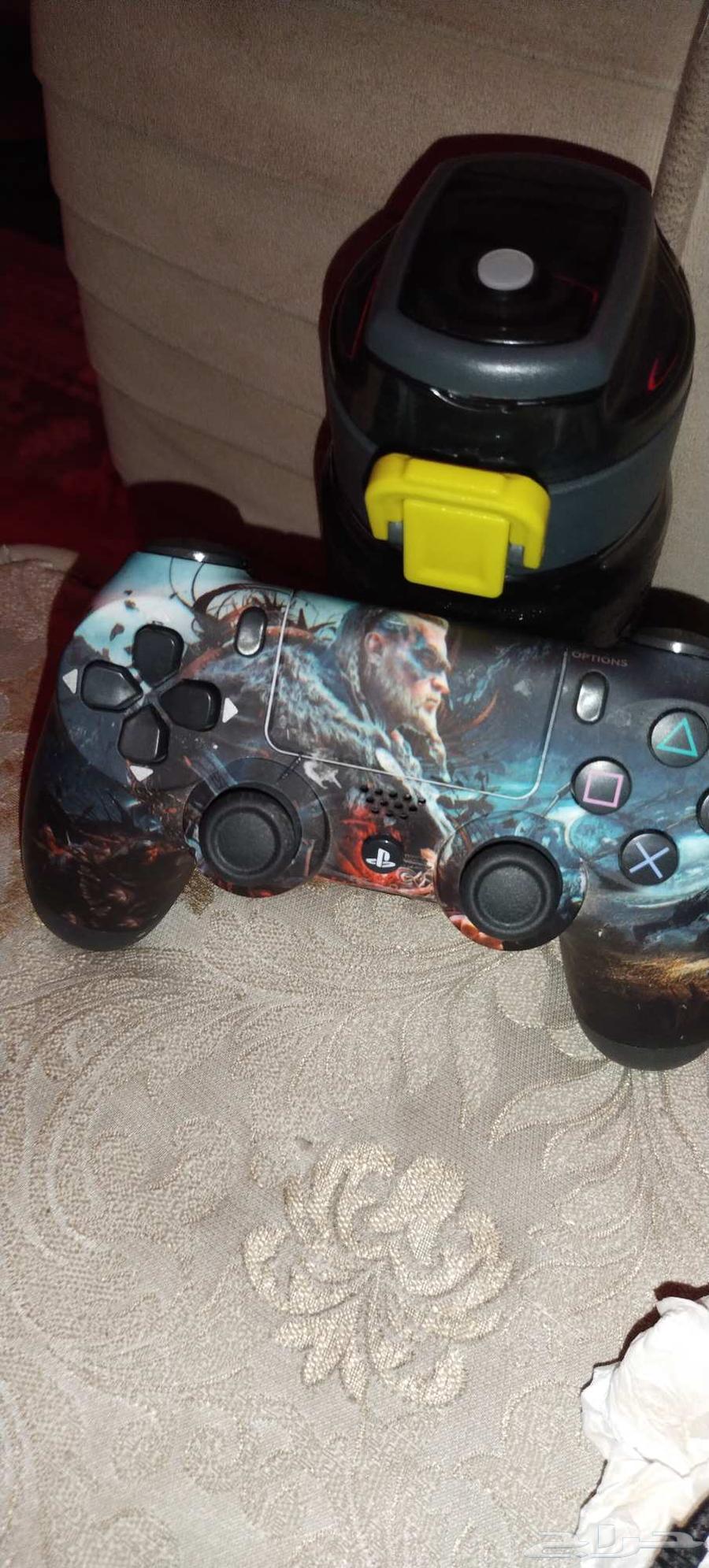 PlayStation 4 (DualShock 4) Controller64395728018050112