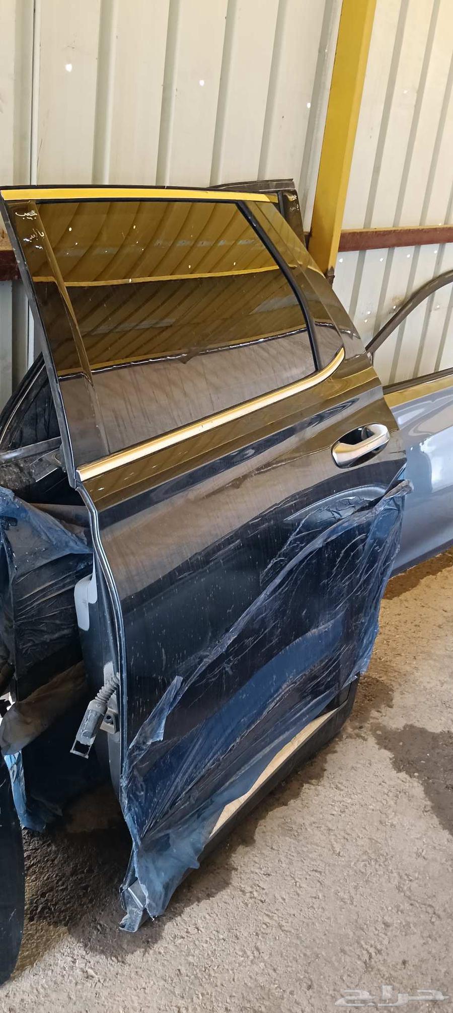 قطع غيار تشليح باب سيارات وكاله هيونداي وكيا وباليسيد64527544704131113