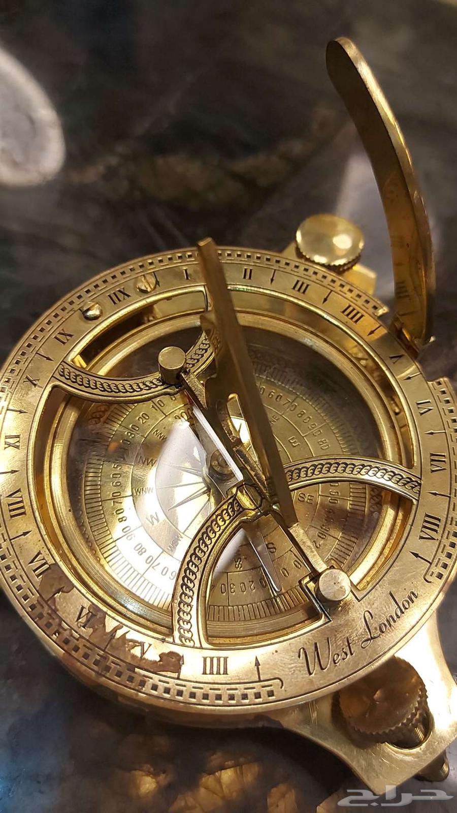 إسطرلاب وبوصلة ويست لندن للبيع64396755600387113