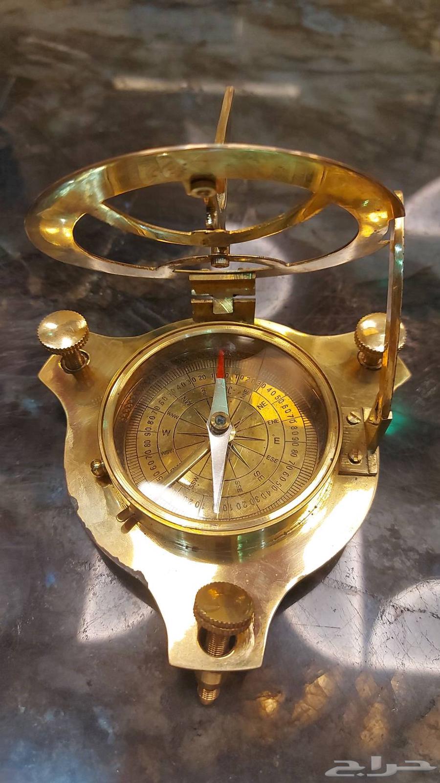 إسطرلاب وبوصلة ويست لندن للبيع64396755600387114