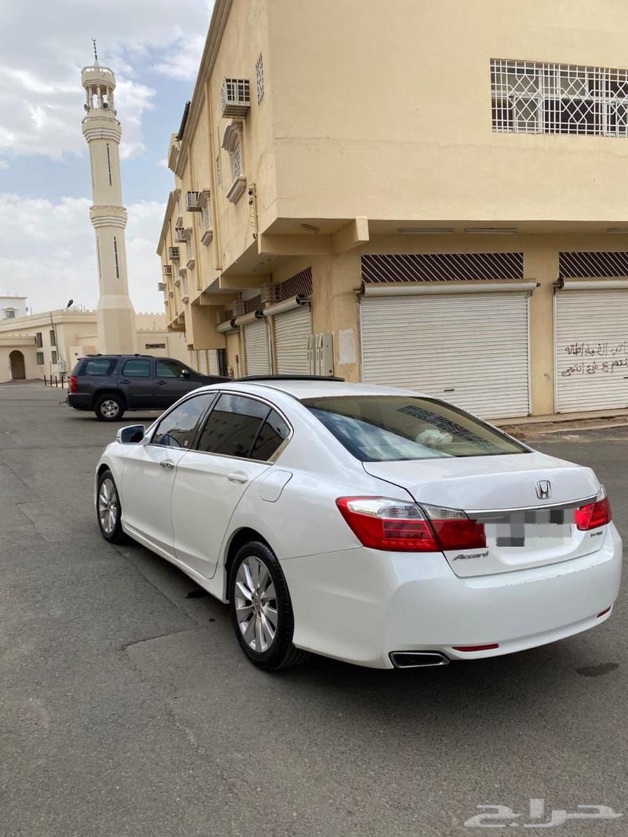 للبيع هوندا اكورد64547415738370113