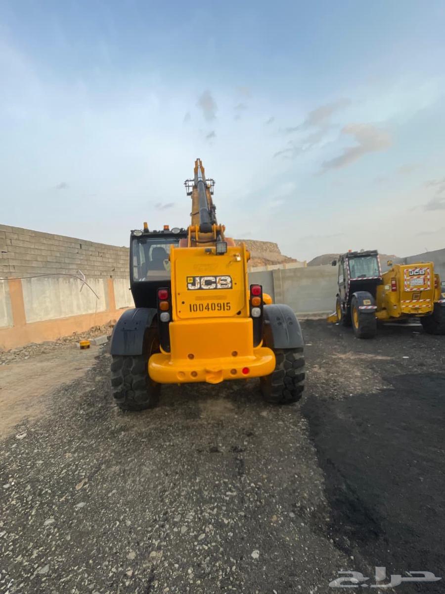 Monthly rental for a 17-meter telescopic handler, size 550 × 17064543747436034114