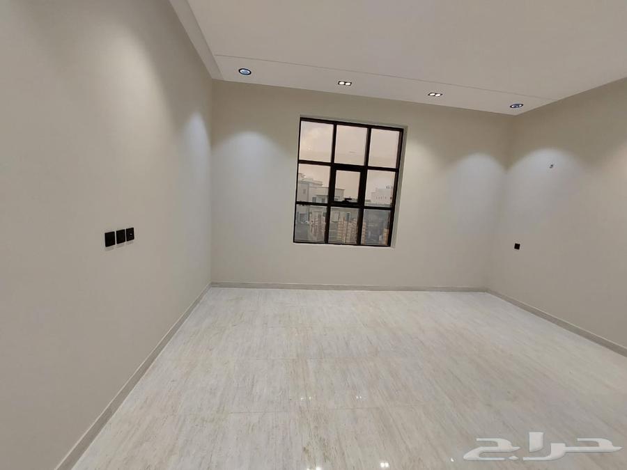 Second floor for sale with an independent entrance annex in Al Yarmouk neighborhood near the airport63612635903491114