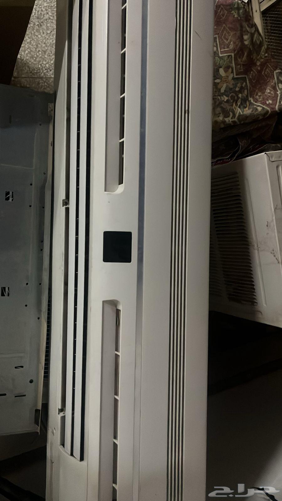 York Split Air Conditioner 3 Ton for Sale, 34000 Units, Ready Disassembled63884228105601114