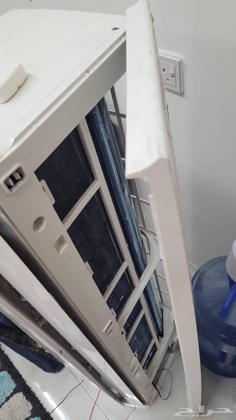 تكييف هاير 2 ونص طن نظيف مستعمل البيع للجادين فقط636190646481951119