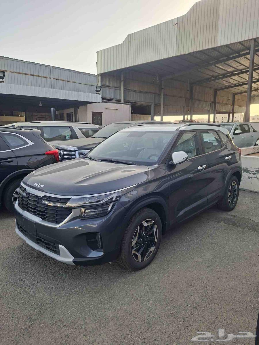 Kia Seltos 2024 Half Option64127620900611112
