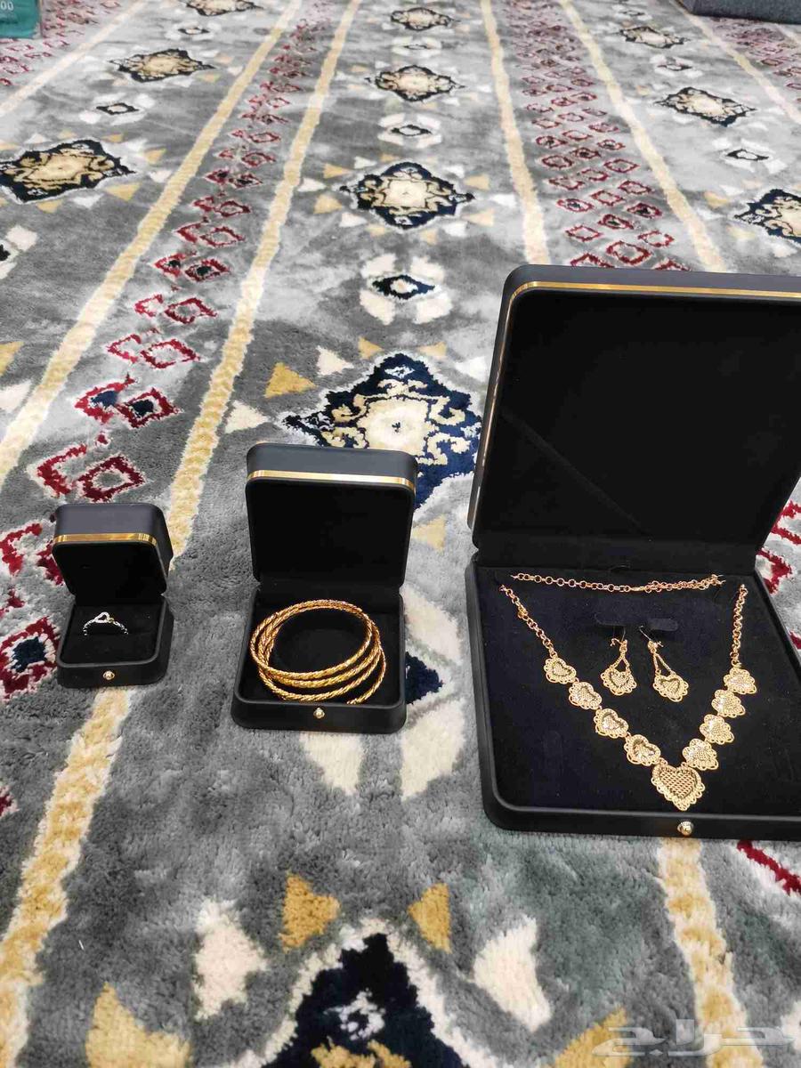 Gold - Luxury Gold Alternative63897394060803111