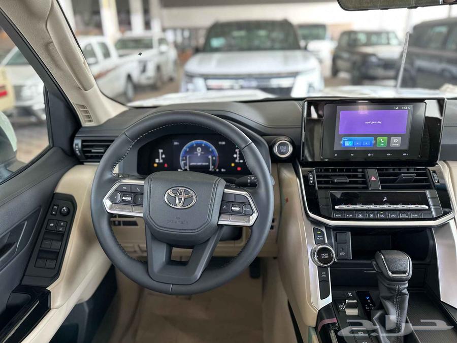 Al-Bilad Al-Sharqia Exhibition available GXR gasoline 2025 model white64128048156931113