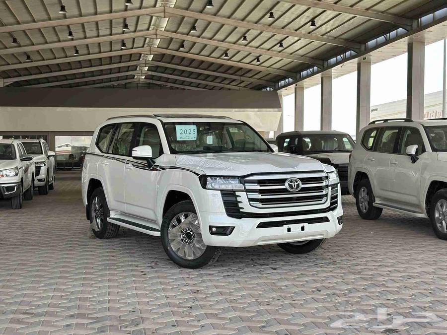 معرض بلاد الشرق يعلن عن تكفى السياره لاندكروزر فل كامل بريمي64167077420163110