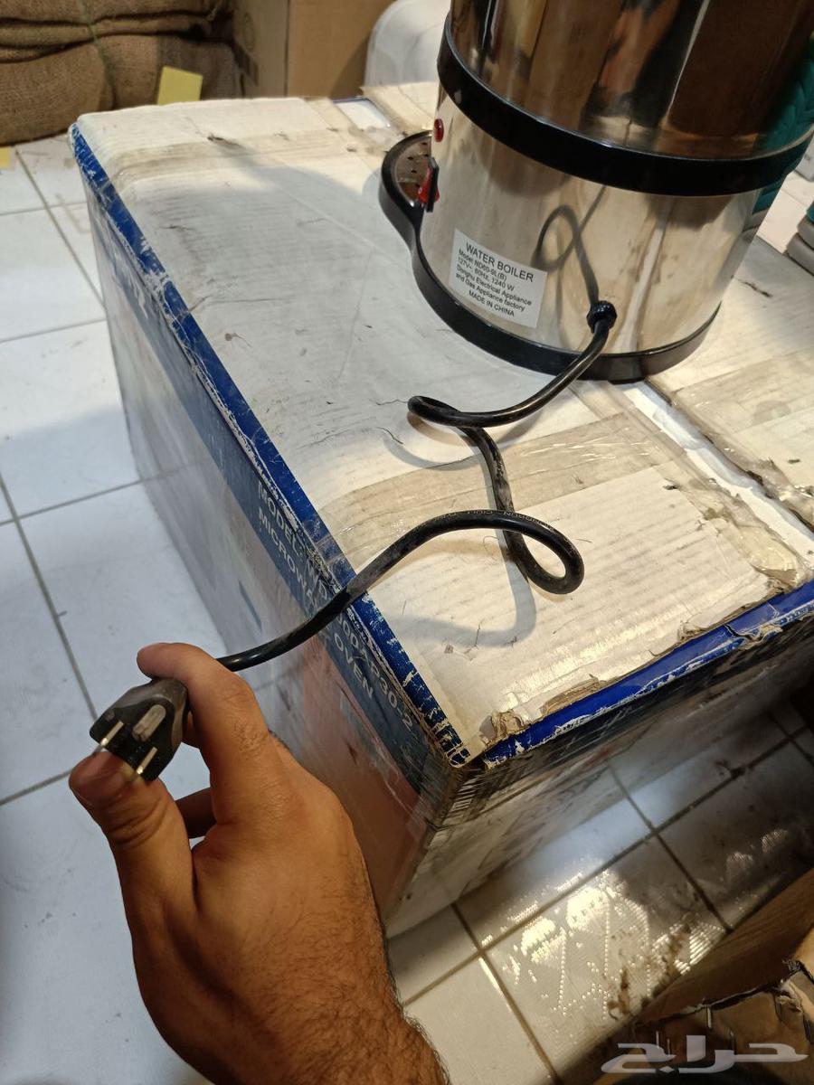 غلاية ماء ستيل كهربائية جديدة لم تستخدم 127V63911810558465113