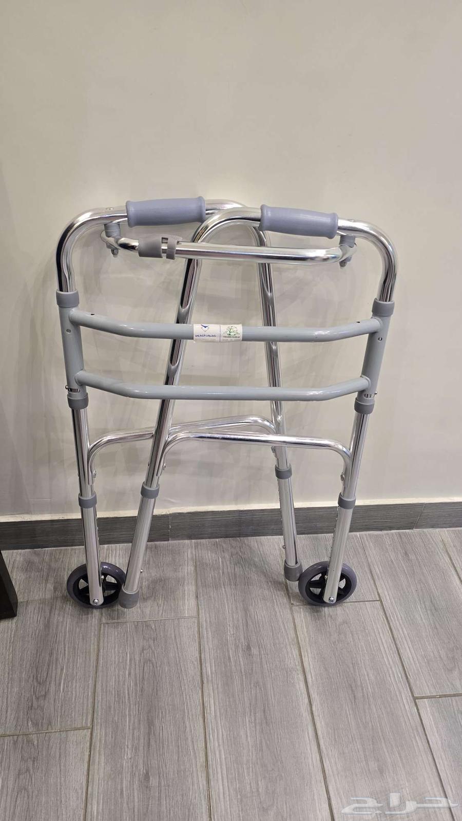 Walker for elderly or people with special needs, new model63925955178369111