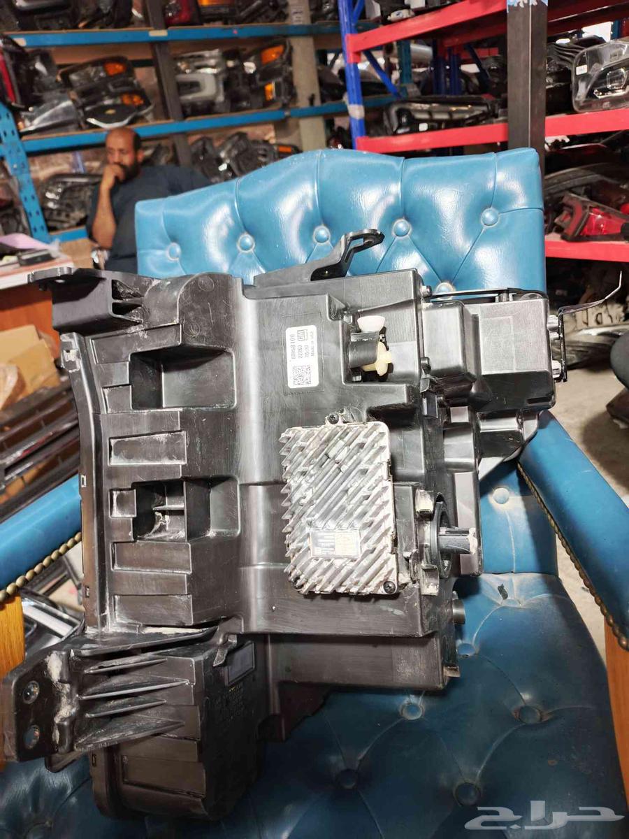 شمعة يمين جمس سييراء 2023 2024 اصلي وكاله64177244185731114