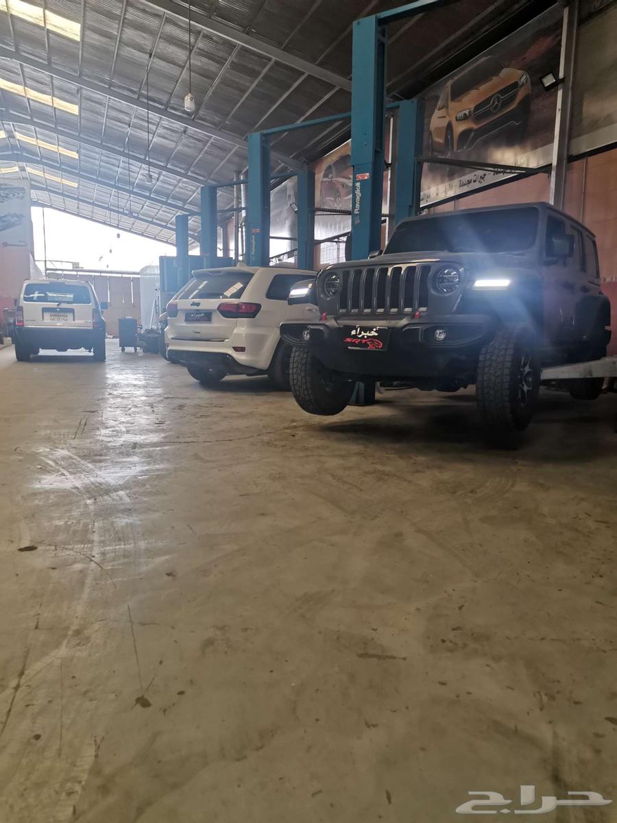 Specialized workshop for Jeep, Charger, Durango maintenance64177641351299111