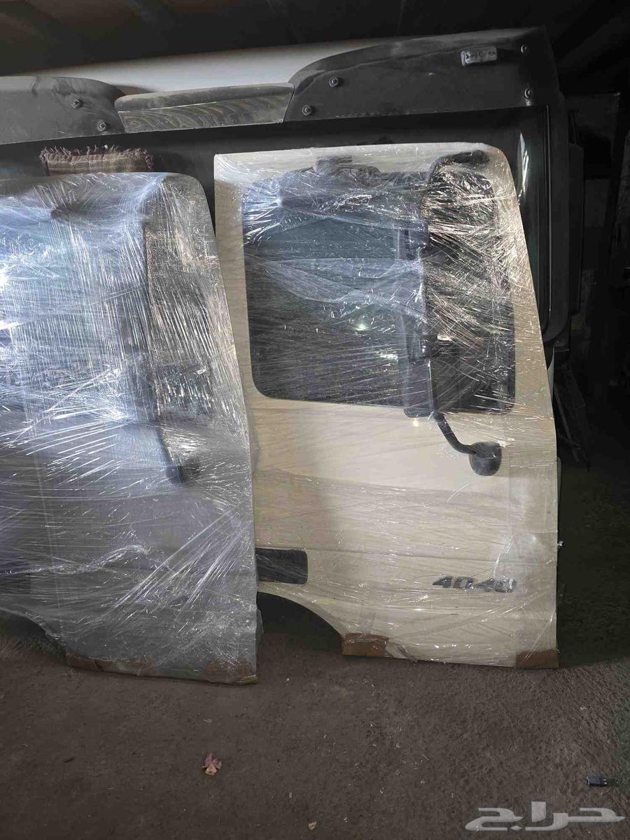 باب اكترس مرسدس يمين64190529171587111