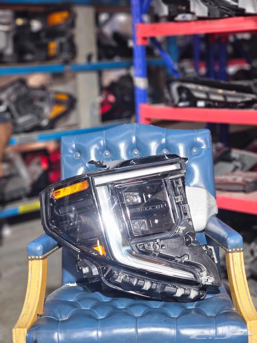 شمعة يمين جمس سييراء 2023 2024 اصلي وكاله64177244185731112