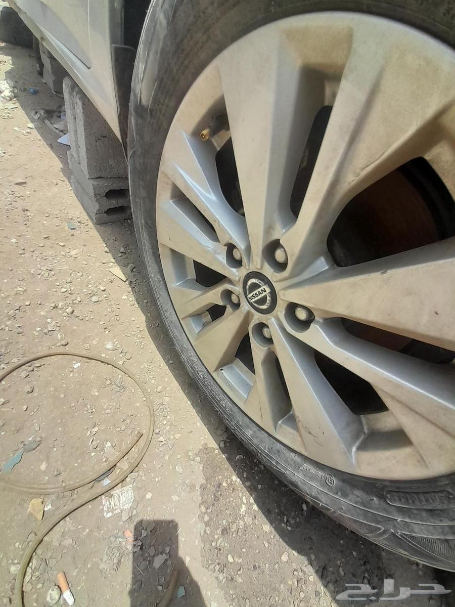 نيسان التيما 201364188003808385112