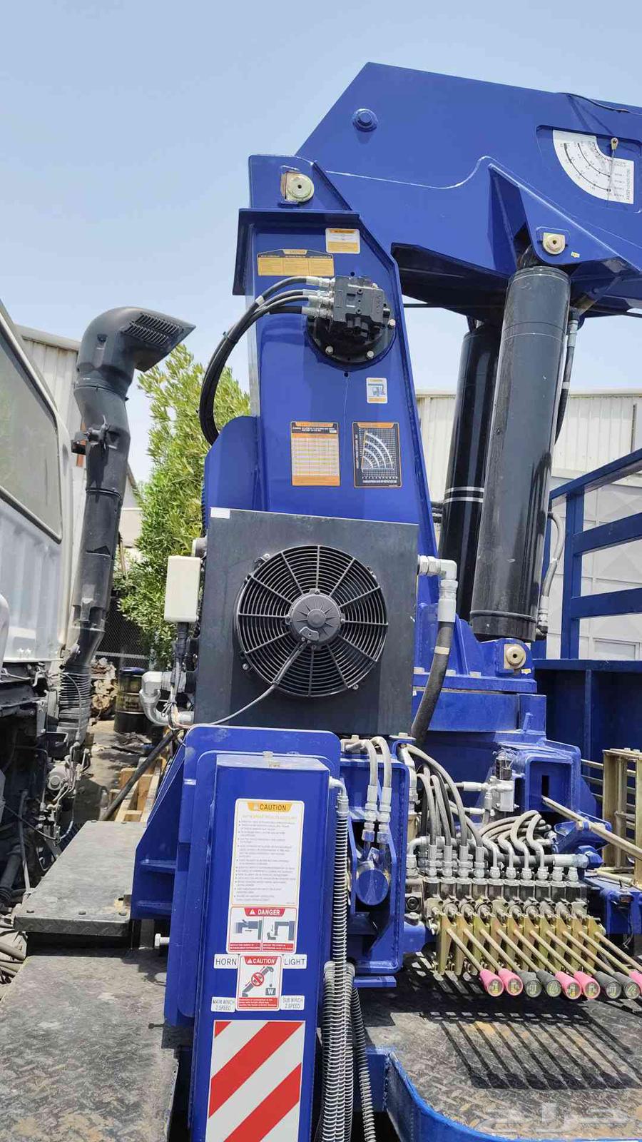 شاحنة رافعة متاحة 15 طن و10 طن و7 طن و5 طن للإيجار الشهري64223271995777112