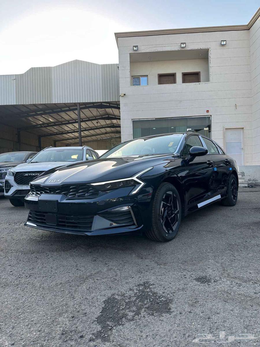 كيا K5 استاندر مطور 2025 الاهليه64221422660738111