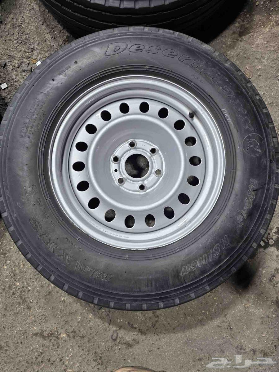 جنط هلل بلاتنيوم اصلي مع كفرات بالون ماكسس 900 1864225109838338111