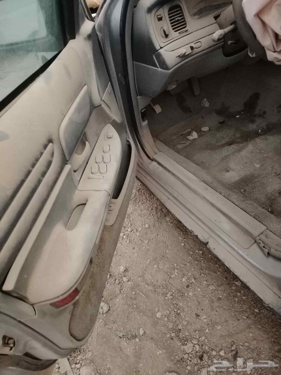 فورد كراون فكتوريا موديل 1996 للبيع قطع غيار64225701498754113