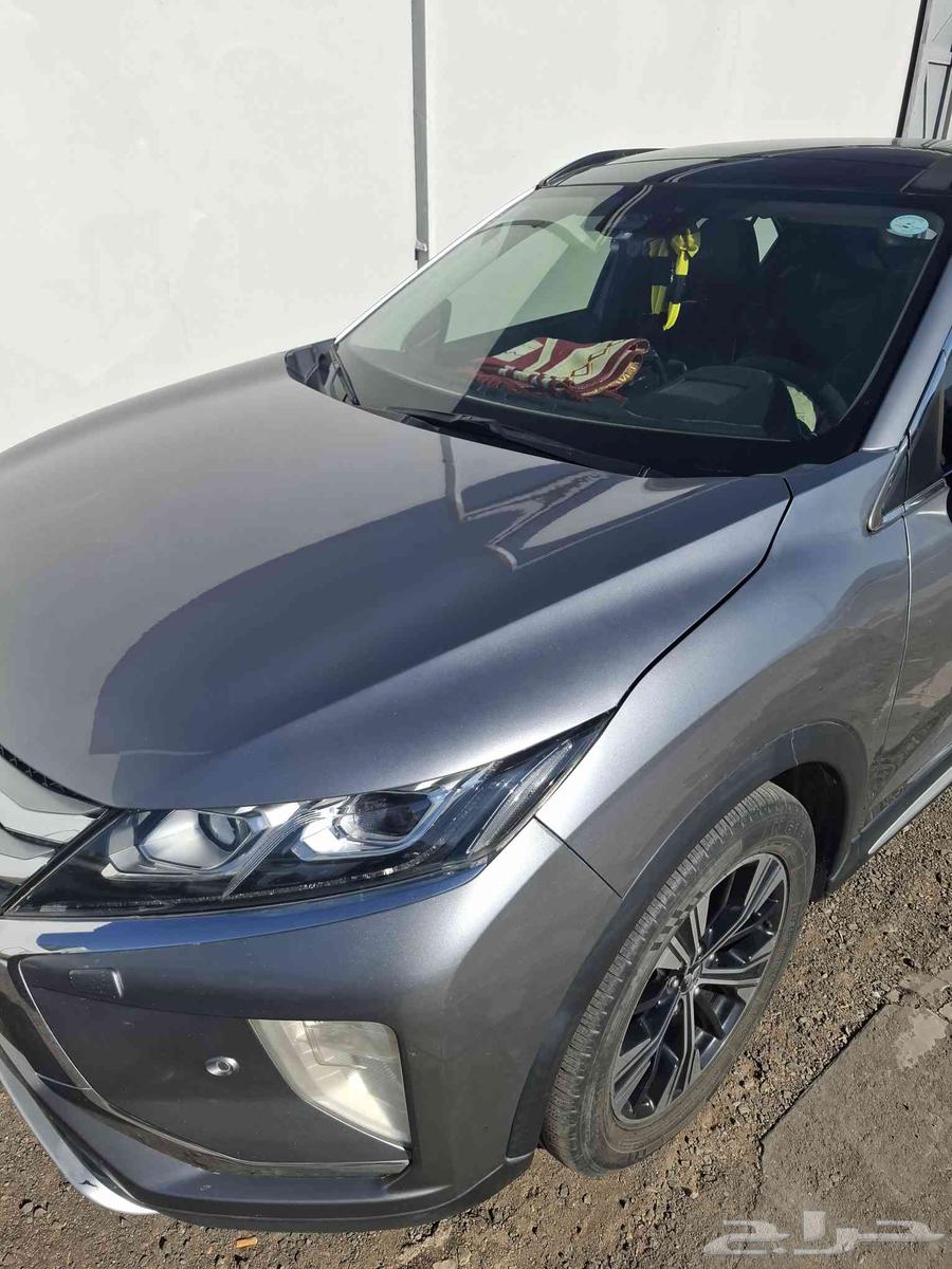 متسوبيشي اكلبس كروس 2019 فل كامل64223749848195111