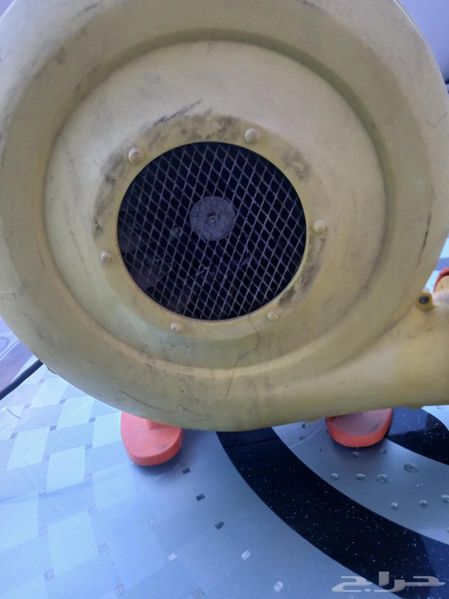 منفاخ هواء على الشرط لتواصل64226348475522112