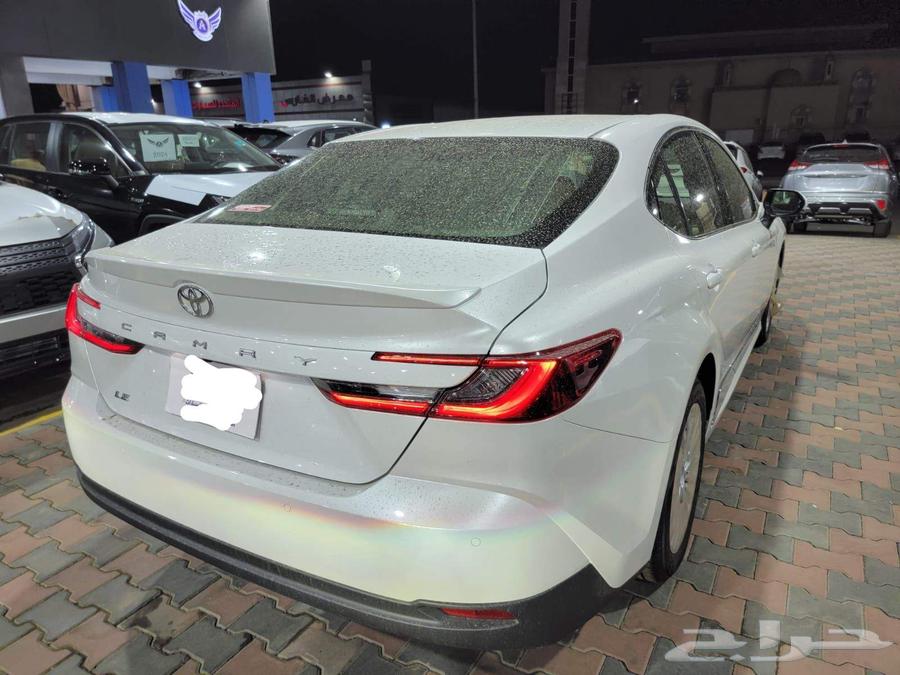 تويوتا كامري LE بنزين 202564219972127746114