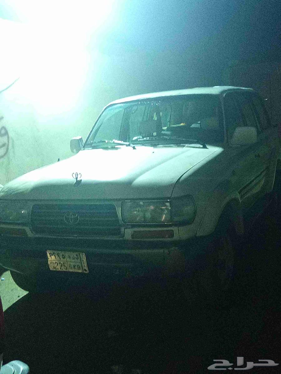 صالون 97 للبيع كلشي فيه مجدد ونظيف لتواصل ع الرقم64229229539587110