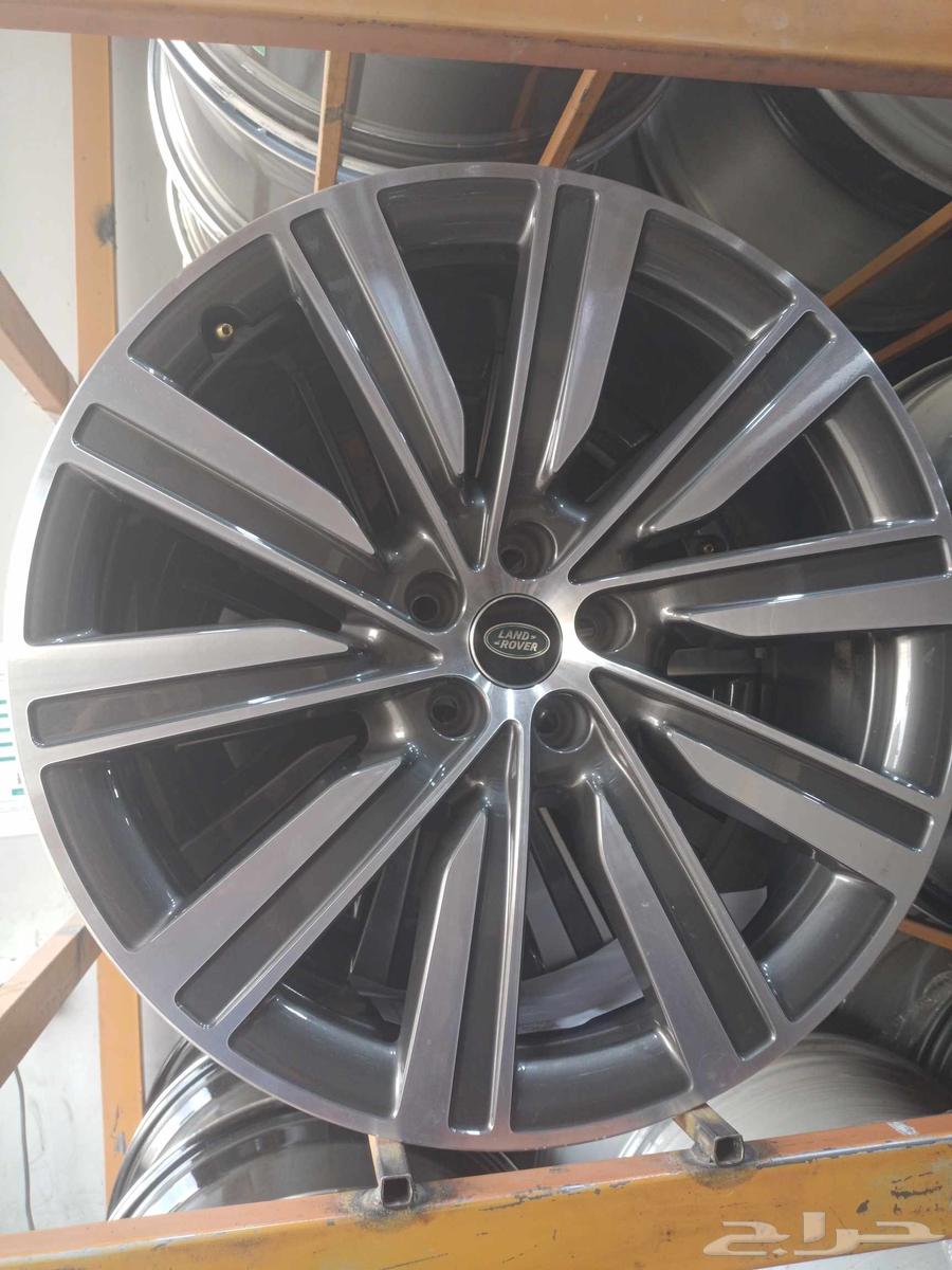 Genuine used Range Rover rims, brand new condition, clean, model 2025, size 2264215808919811113