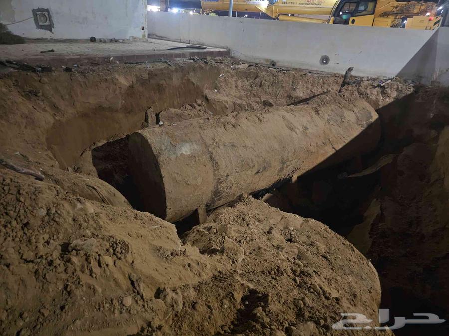 خزانات وقود عدد 4 للبيع64227667076482110