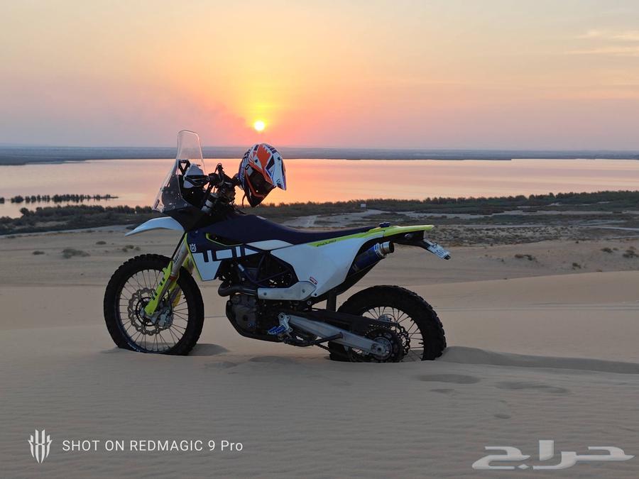 صحراوي Husqvarna 701 موديل 202364223924804097111