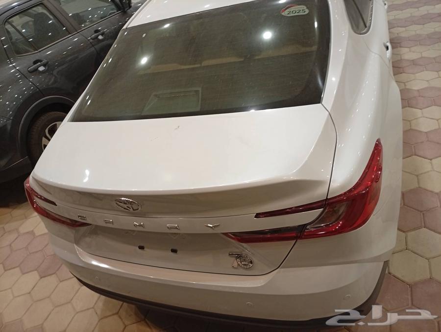 تويوتا كامري موديل 2025 استاندر وارد الساير64225133156994110