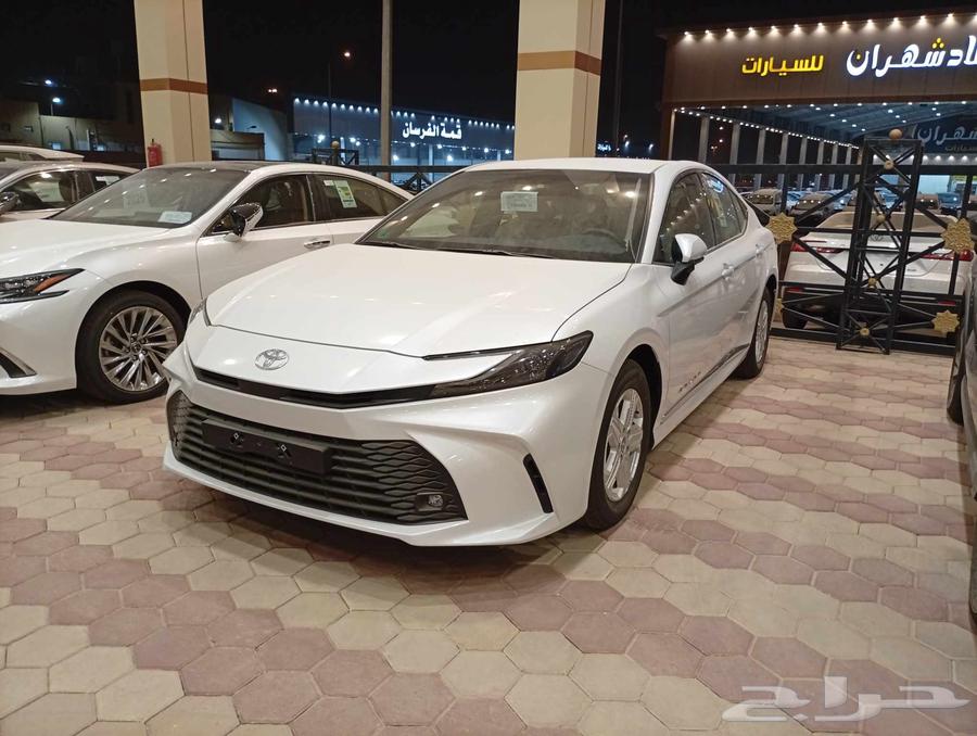 تويوتا كامري موديل 2025 استاندر وارد الساير64225133156994113