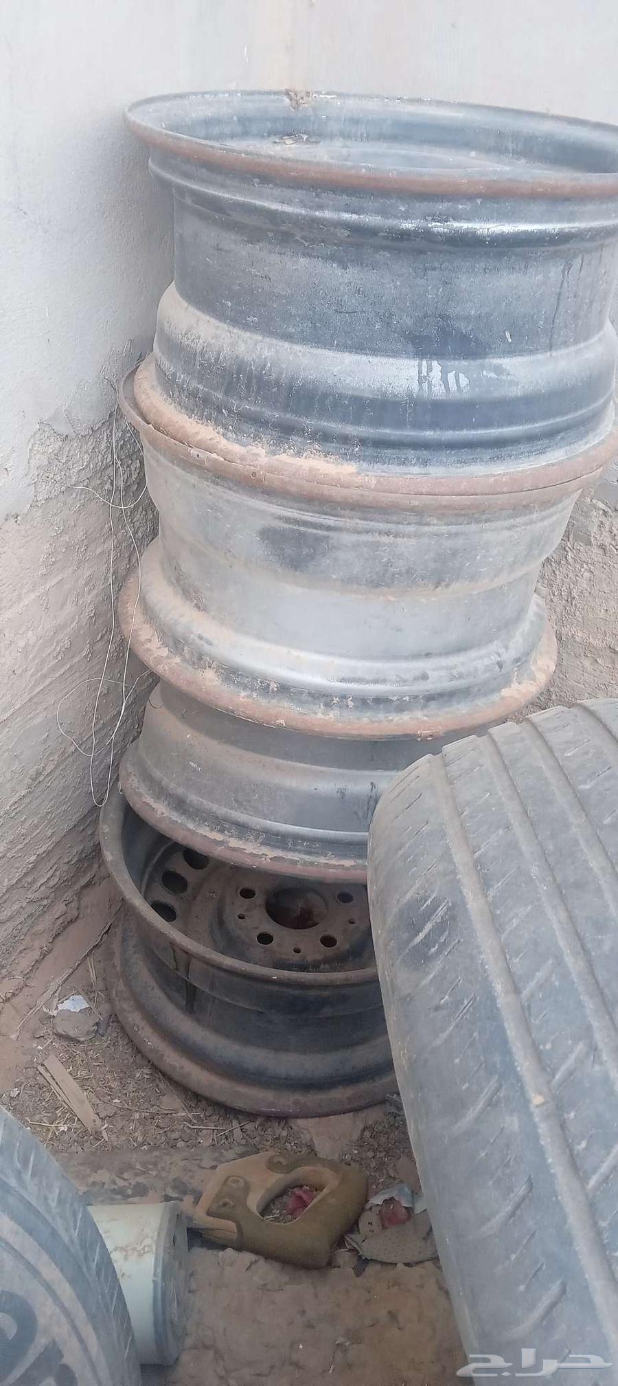 اربع جنوط هايلوكس 201064221223360385111