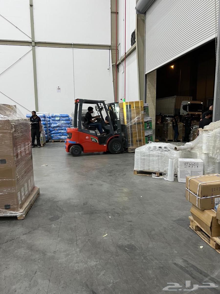 معدات للايجار ببكات وكرينات وروافع شوكيه بالشهر واليويه64225918608771113