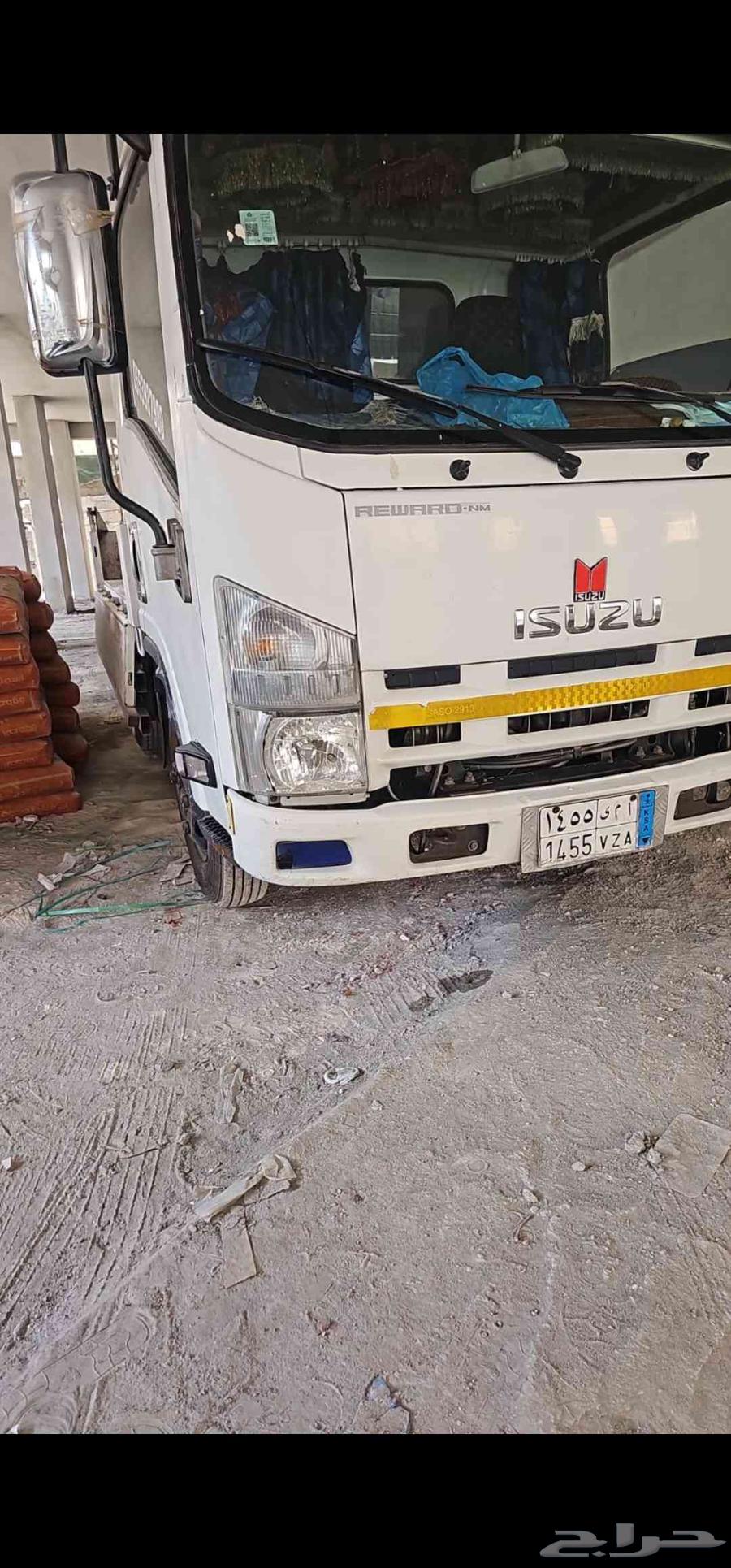 قلاب للبيع ايسوزو موديل 2013 مفحوص مجدد باخشب اصلي64253689579521110