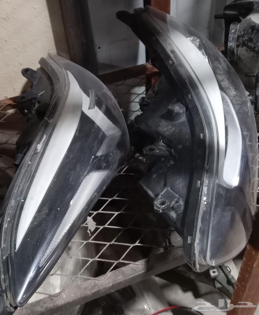 يوجد لدينا شمعات اماميه وكشافات النترا 2013-2014وكالة مستخدم64233291550081111