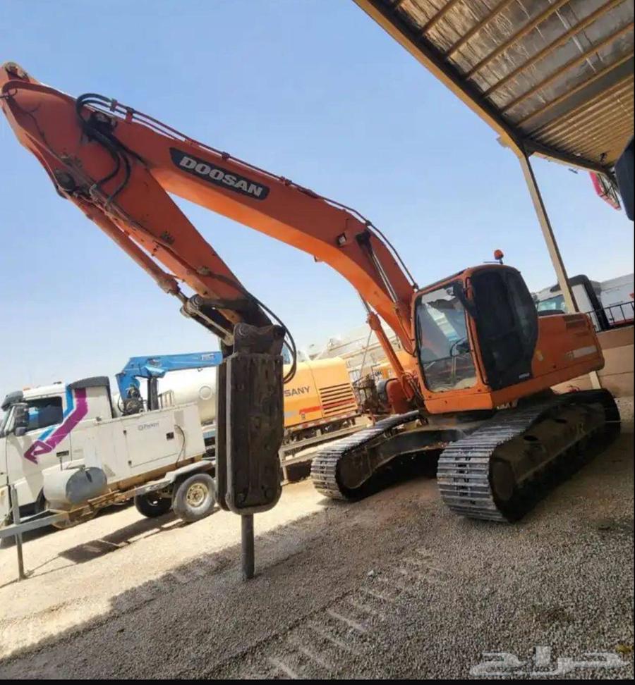 سواق بوكلين يبحث عن عمل متواجد في مكه جوال64235095220225110