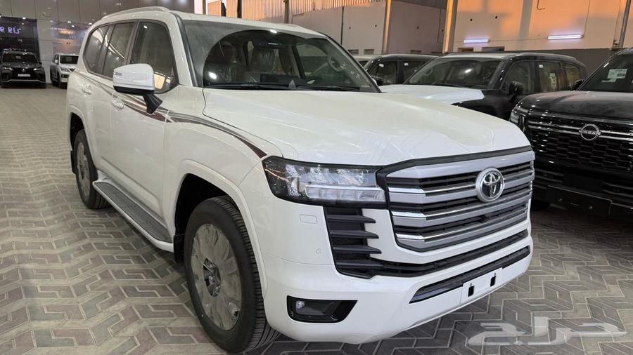 لاندكروزر جي اكس ار L4 بريمي 202564244878528898112