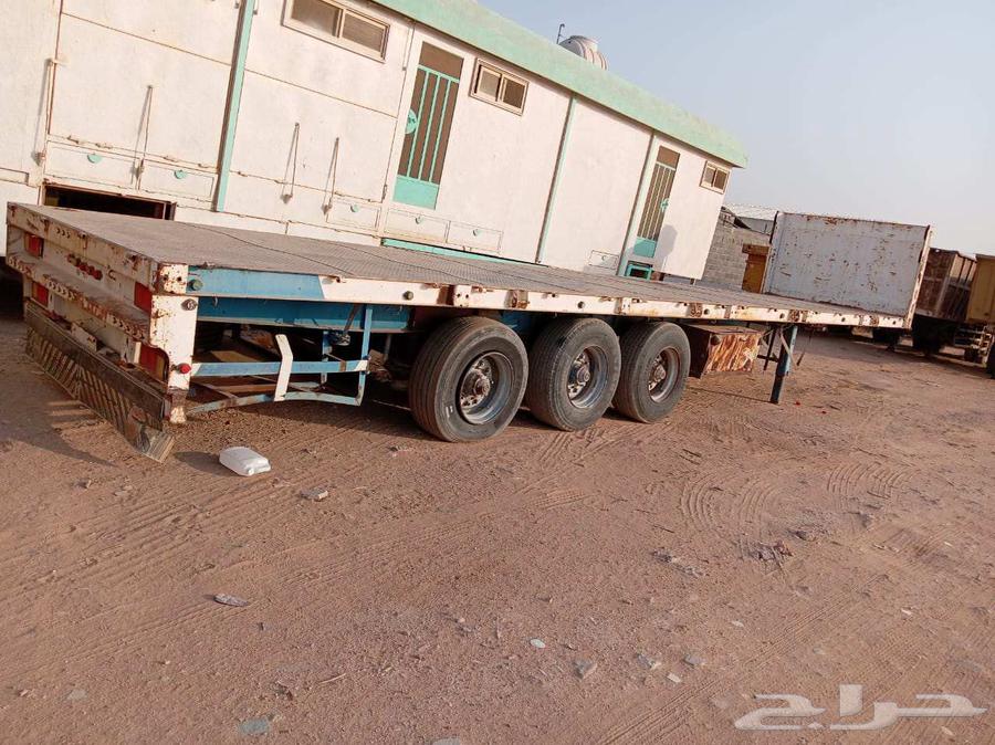 Flatbed and tow truck for sale at a reasonable price, available with 2 and 3 axles64234232803969110