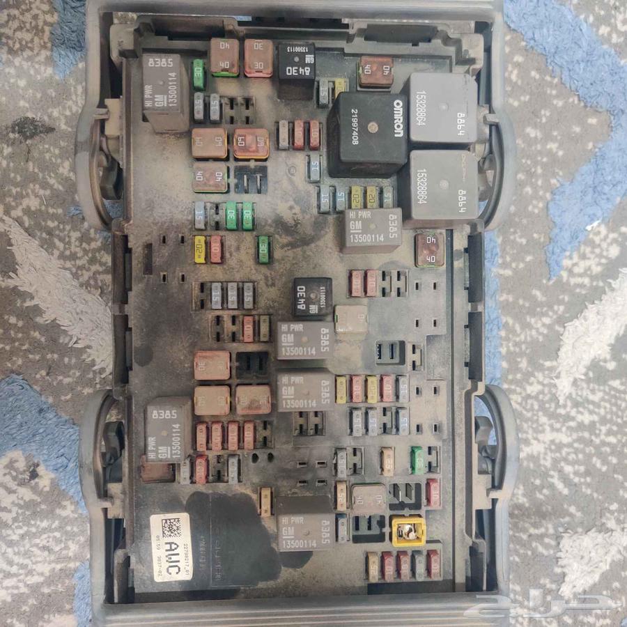 Repair of fuse box and fan relay module for Yukon, Tahoe, Sierra, Escalade, Avalanche64238298448514114