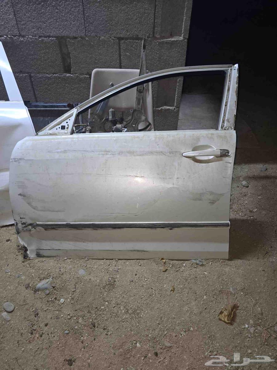 باب كامري 201164235591766018110