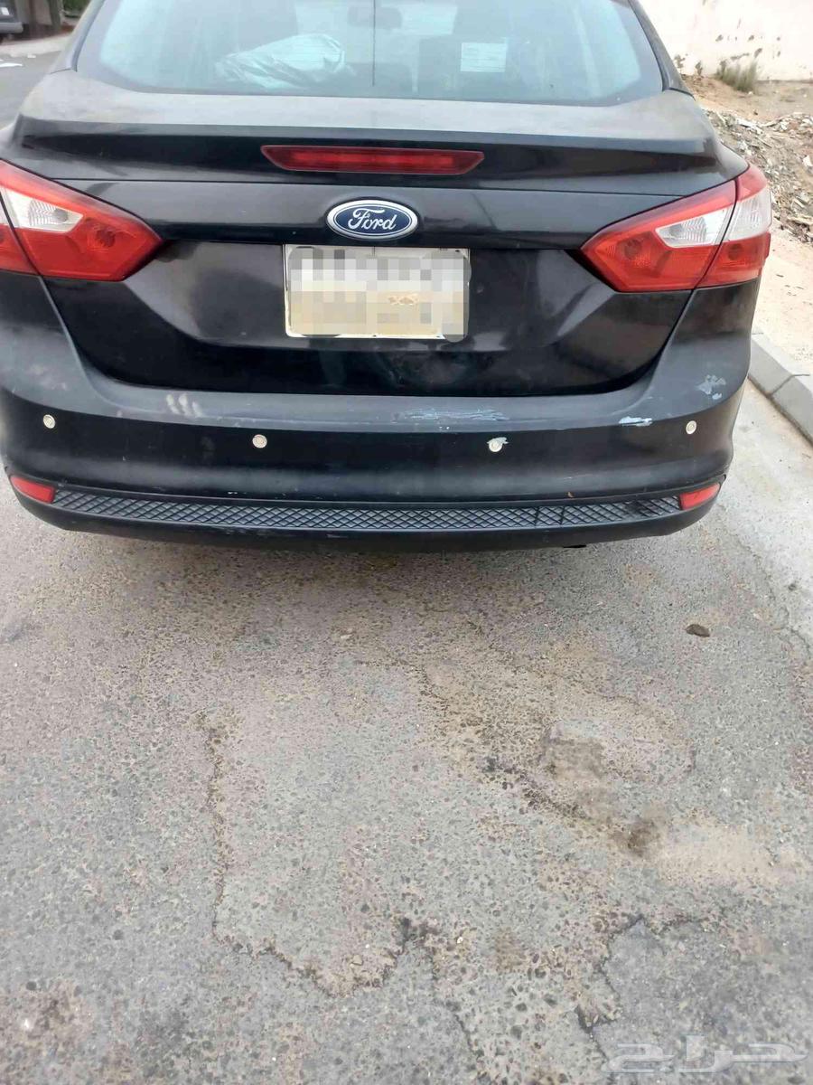 سيارة للبيع فوردفوكس مودل 201264235733108225113