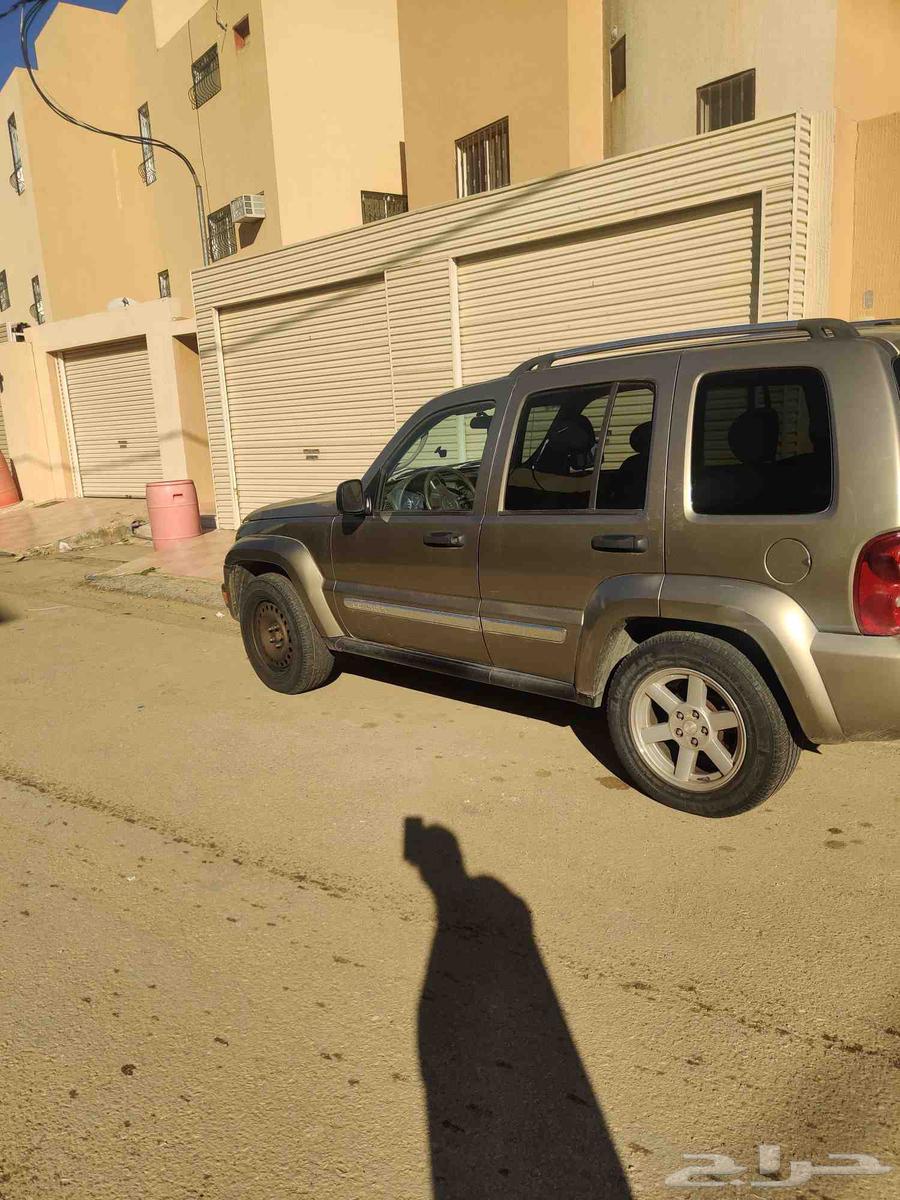 للبيع جيب شروكي كرايسلر 200764243455368195113