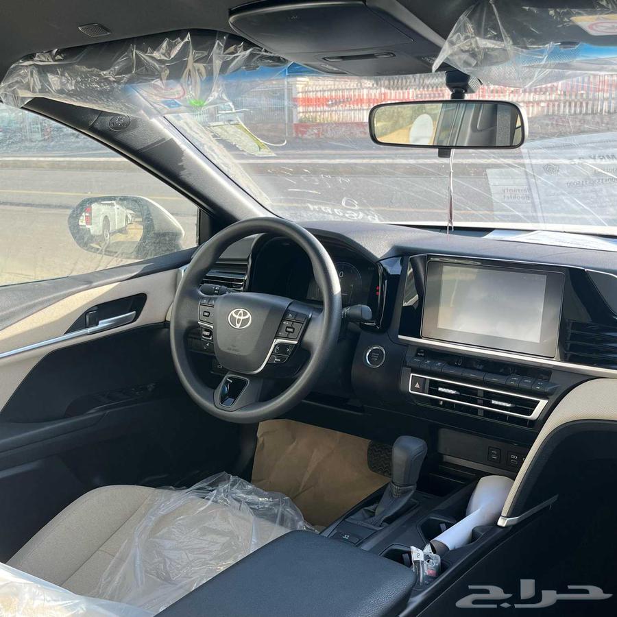 تويوتا كامري 2025 قير اوتماتيك بنزين المواصفات  محرك 250064235095081857113