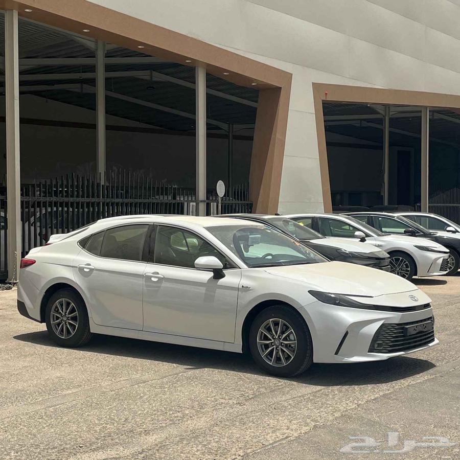 كامري E استاندر هايبرد موديل 202564234394502787111