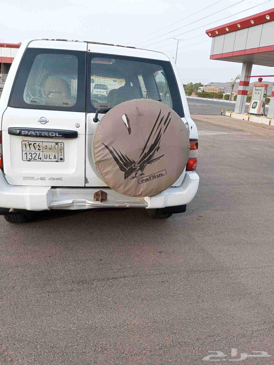 Very clean Nissan pickup, model 2000, condition is engine and gearbox in good condition64243475739010112